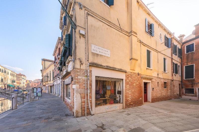 B And B Casanova Ai Tolentini Venezia Eksteriør bilde