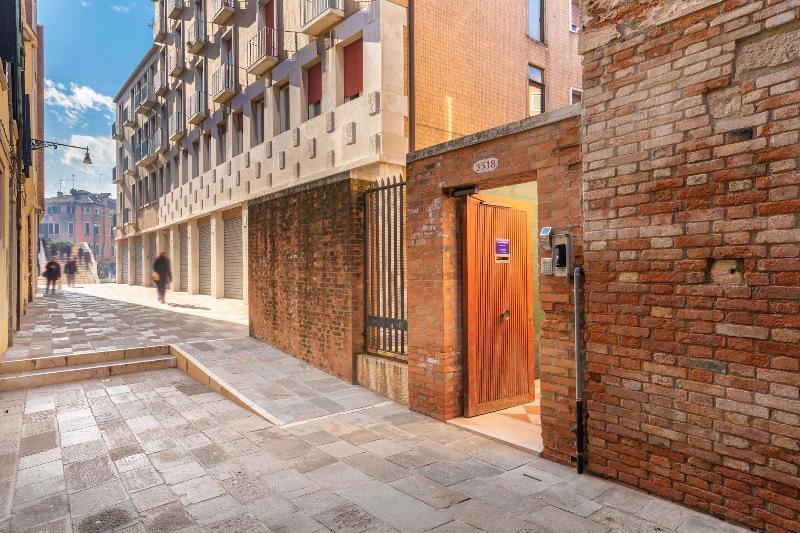 B And B Casanova Ai Tolentini Venezia Eksteriør bilde